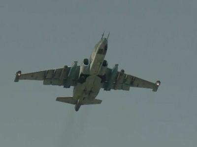 Штурмовики Су-25 и ударные вертолеты Ка-52 поразили эшелон противника